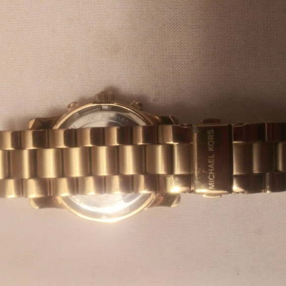 Mk gold watch - Picture 3 of 3